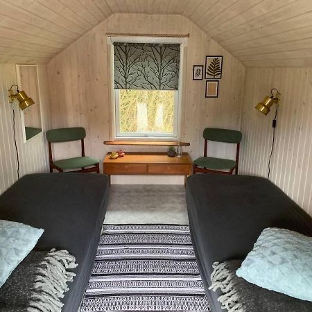 Stunning Romantik Cabin Close To Baltic Sea Villa Idestrup Eksteriør billede